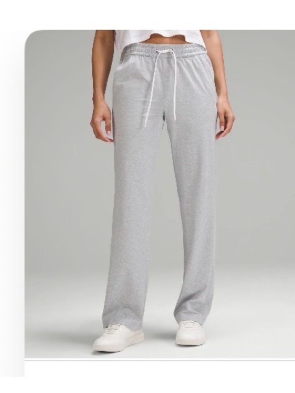 Soft jersey straight leg mid rise pant short